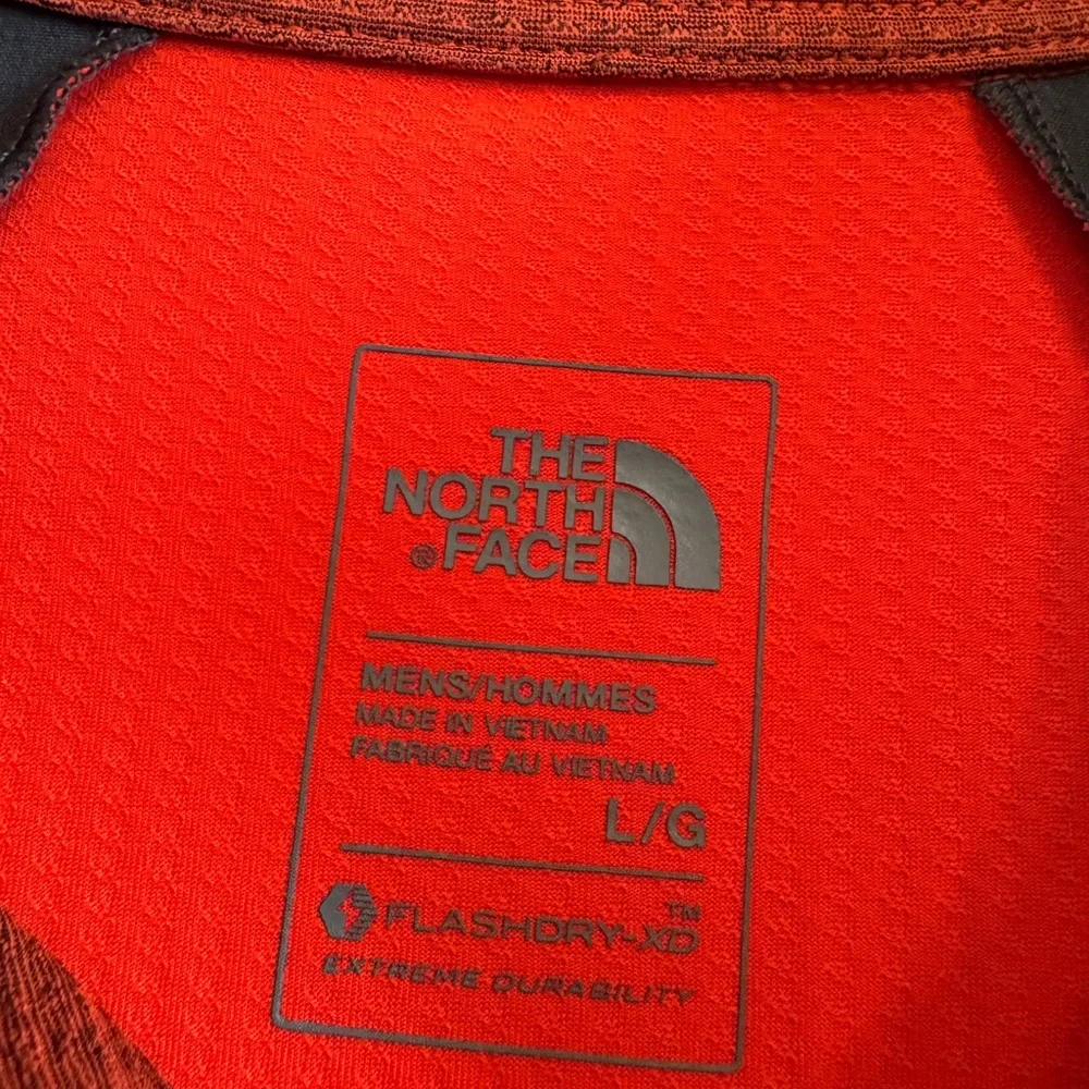 The North Face Flash Dry Men’s Lightweight Performance Shirt